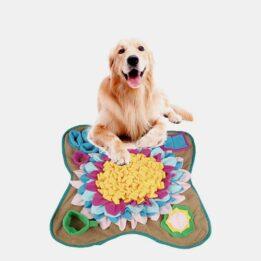 Newest Design Puzzle Relieve Stress Slow Food Smell Training Blanket Nose Pad Silicone Pet Feeding Mat 06-1271 www.petgoodsfactory.com