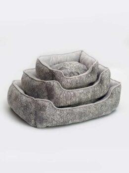 Soft and comfortable printed pet nest can be disassembled and washed106-33017 www.petgoodsfactory.com