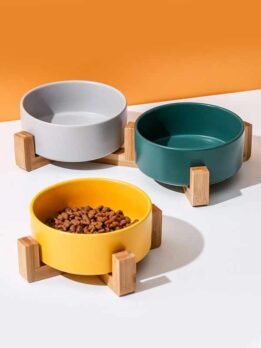 Tigela de cerâmica para gatos e animais de estimação por atacado de fábrica Tigelas de comida com suporte de bambu 123-12003 www.petgoodsfactory.com